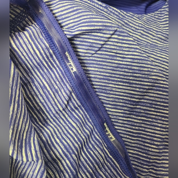 Lululemon Run: Catch Me Tank Tonka Stripe Pigment Blue size 6 - Picture 10 of 10